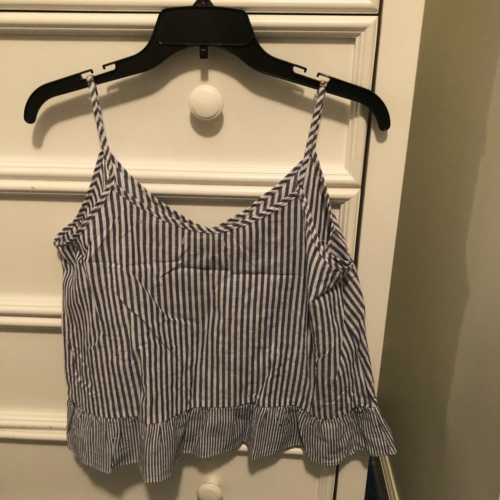 Heartloom Ruffle Tank - Picture 2 of 3